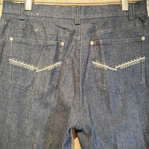 Haggar NWOT Women's Embroidered Jeans in Size 10 - Picture 6 of 9